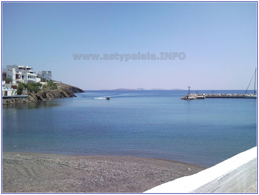  Pera Gialos Beach 