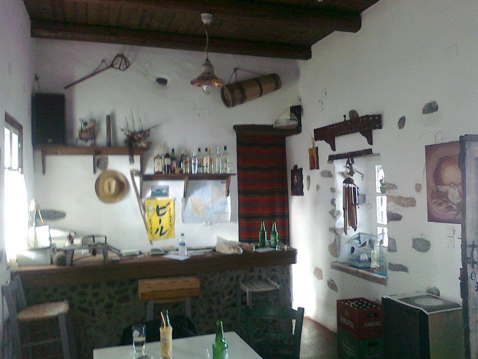 Kafenes Maltezos - Restaurant - Tavern