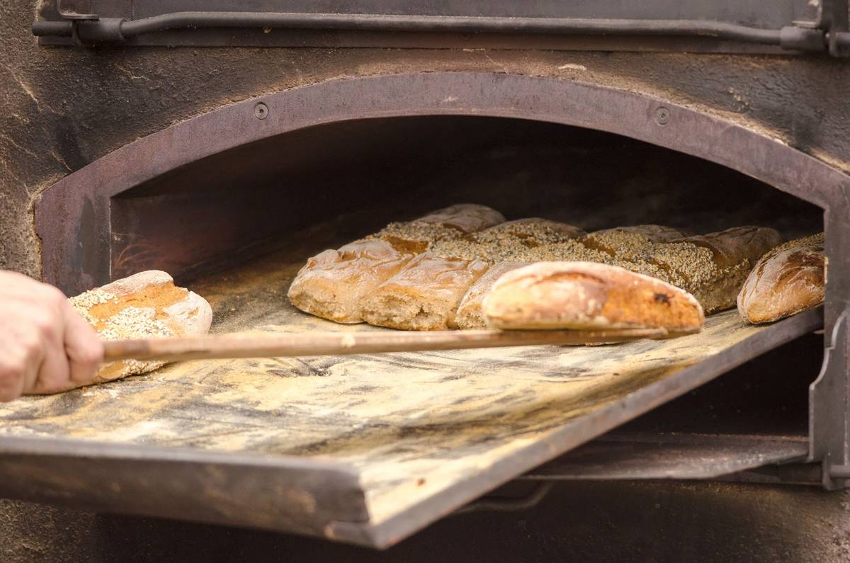 Eliana Bakery - Traditional Products